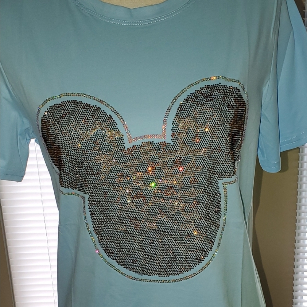 Light Blue Minnie Mouse Sequin Graphic Top L/XL - Picture 2 of 4